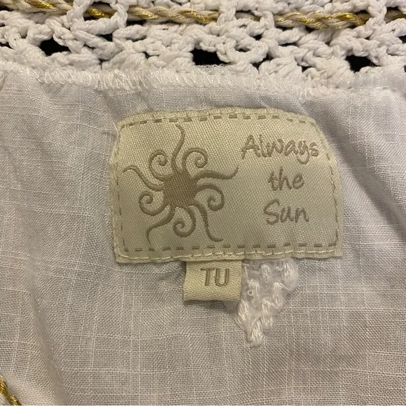 SOLD White Crochet Blouse with Gold Tassels One Size - Picture 3 of 8